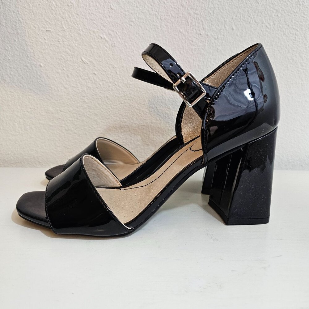 LifeStride Bombshell Black Patent Ankle Strap Dressy Sandals Womens Sz 9 Retro